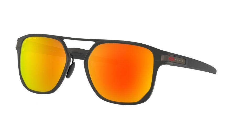 Oakley Latch Alpha