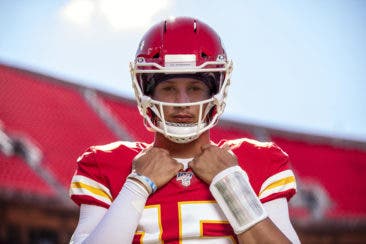 Oakley PRIZM Football Shields