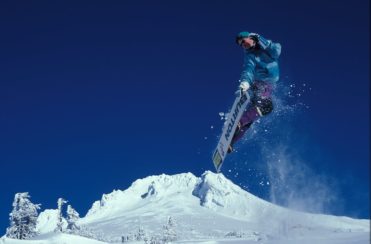 Skiing & Snowboarding | 5 Awesome Mountains to Shred