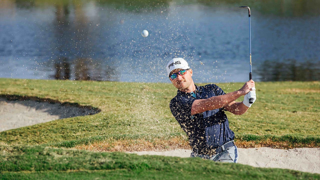 oakley golf tops