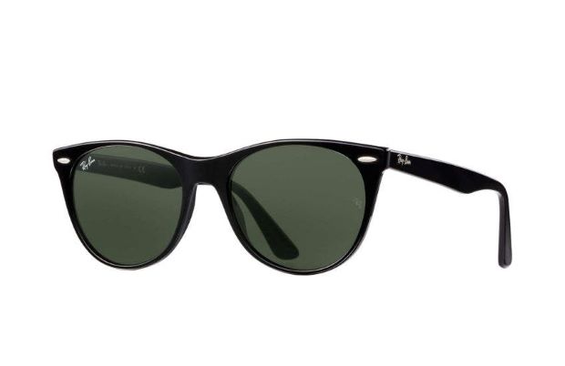 Women's Ray-Ban Sunglasses: Ray-Ban Wayfarer II in Black frames with Green lenses